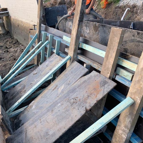 SANS_SOUCI_SEA_WALL_Lloyd_constructionsP